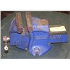 Image 1 : 2100 RECORD TABLE VISE , MADE IN ENGLAND
