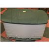 Image 1 : RUBBERMAID STORAGE  PATIO DECKBOX CONTAINER