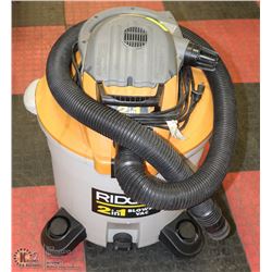 RIDGID SHOP VAC WITH ATTACHMENTS.2-IN-1 BLOWER VAC