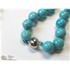 Image 4 : 24) MAGNET CLASP TURQUOISE NECKLACE