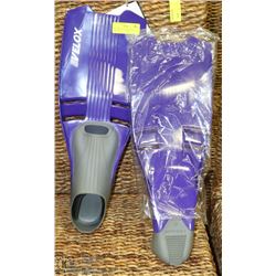 VELOX DIVING FLIPPERS SIZE LARGE