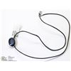 Image 4 : 43) 14KT GOLD SAPPHIRE PENDANT ON CORD NECKLACE