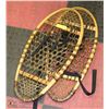 Image 1 : VINTAGE PAIR OF BEARCLAW STYLE SNOWSHOES