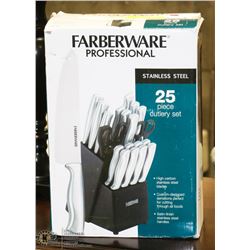 NEW FARBERWARE 25PC PROFESSIONAL CUTLERY SET