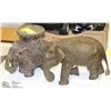 Image 1 : 2 ELEPHANTS  7" TALL