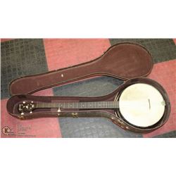 HARMONY 5 STRING BANJO WITH BOOK AND PICK