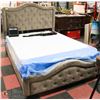 Image 1 : GREY FABRIC QUEEN SIZE BEDFRAME