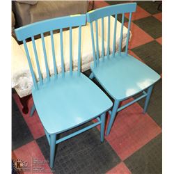 PAIR OF SIDECHAIRS ON CHOICE: LIGHT BLUE