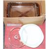 Image 1 : LOT OF COOKWARE INCL RECTANGULAR COOKWARE WITH