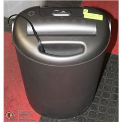 PAPER SHREDDER