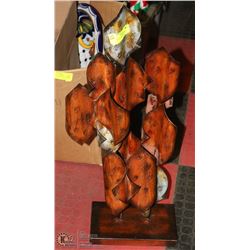 TALL METAL ART SCULPTURE