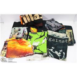 BOX W/8 MUSIC BAND BANNERS - VARIOUS