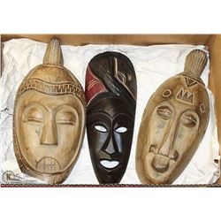 BOX W/3 WOOD CARVED WALL-MOUNT