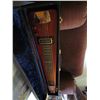 Image 2 : Tramus 6 String steel guitar & case 300-37-71F