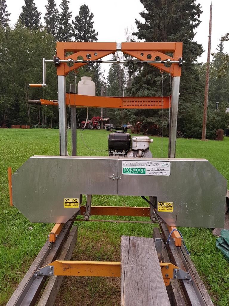 NORWOOD LUMBERLITE LL24 PORTABLE BAND SAW MILL Schmalz Auctions