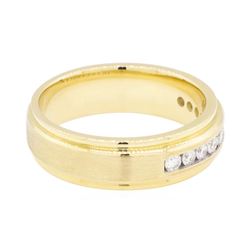 0.45 ctw Diamond Ring - 14KT Yellow Gold