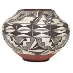 Native American vase, broad form 