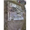 Image 2 : PALLET OF SHOVELS, AXES, PICKS, AUGER ETC