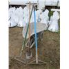 Image 1 : WHEEL BARROW AND 3 TOOLS