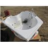 Image 1 : SPA JET TUB C/W PUMP