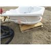 Image 2 : SPA JET TUB C/W PUMP