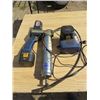 Image 1 : 12 VOLT GREASE GUN - LINCOLN C/W CHARGER & 2 BATTERIES