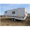 Image 2 : 1998 25' 5TH WHEEL CAMPER C/W SLIDE-OUT VIN# 4EZS252XW5065976