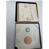 Image 4 : UN-OPENED, VE DAY 60TH ANNIVERSARY COMMERATIVE COIN & MEDALLION SET FEATURING PORTRAIT OF THE LATE K