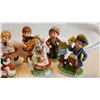 Image 3 : 8 FIGURINES