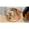 Image 2 : LIMOGES DECORATIVE EGGS + 2-5" PLATES