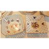 Image 4 : 5 DECOR PLATES