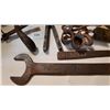 Image 2 : LARGE LOT OF ANTIQUE TOOLS