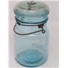 Image 2 : PERFECT SEAL PINT JAR BLUE TINT MADE IN CANADA
