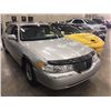 Image 2 : NO RESERVE 2000 LINCOLN CARTIER TOWN CAR