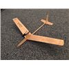 Image 1 : VINTAGE PLANE