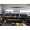 Image 1 : NO RESERVE 1988 GMC SUBURBAN 2500 CUSTOM 454 BIG BLOCK