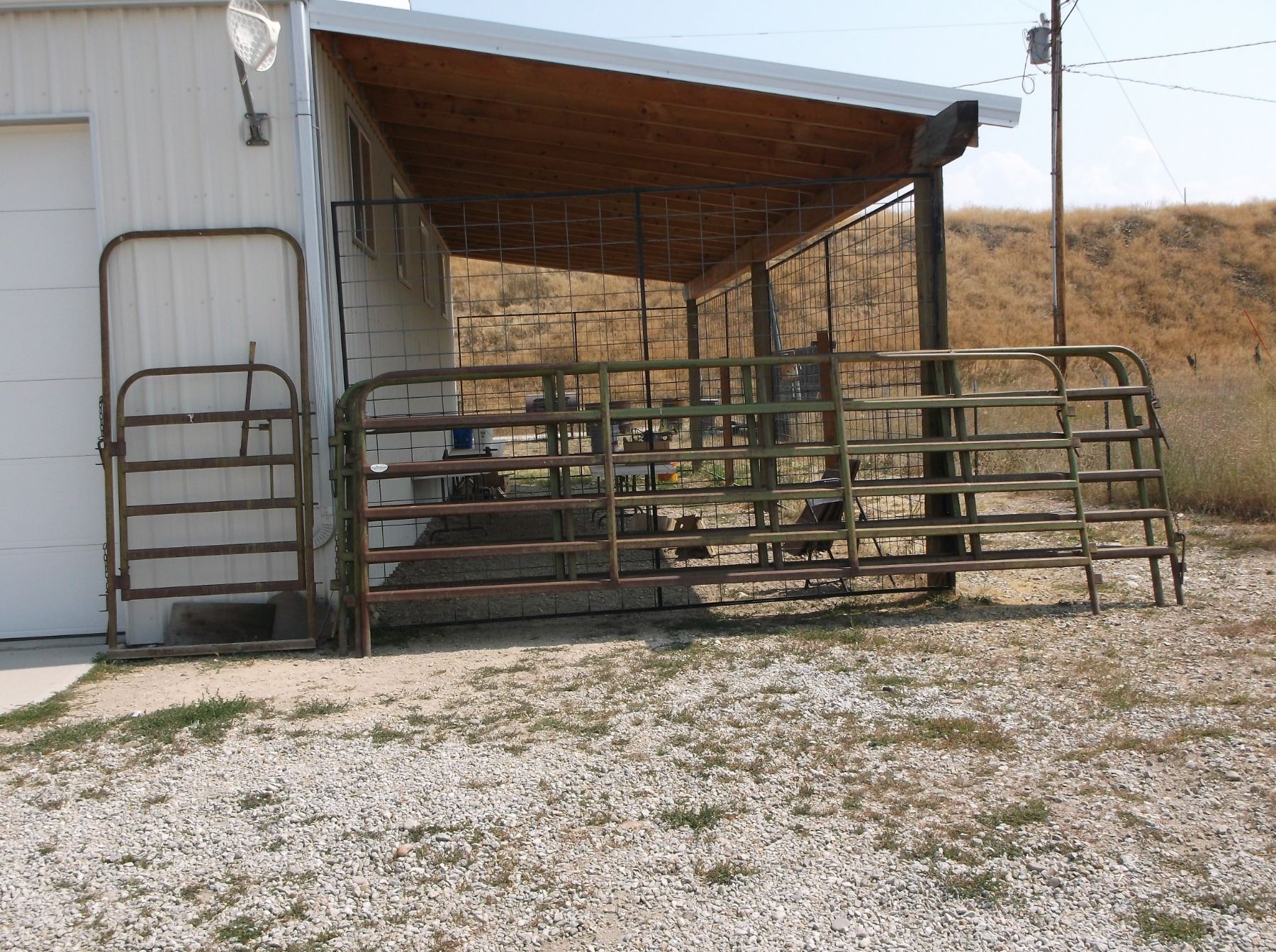 60' Powder River Round Pen 512', 316', 114" Ride Through Gate 6