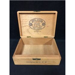 VINTAGE WOODEN CIGAR BOX (CPR RAILWAY)