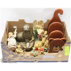 ESTATE COLLECTION OF  VINTAGE HOME DÉCOR