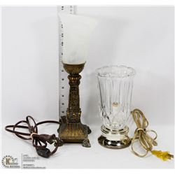 PAIR OF TWO NIGHT LIGHT TABLE LAMPS.