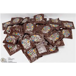 50 BAGS OF M&M'S MILK CHOCOLATE CANDIES (13G EA)
