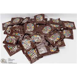 50 BAGS OF M&M'S MILK CHOCOLATE CANDIES (13G EA)
