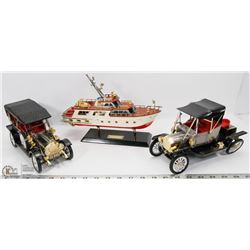 FLAT OF 3 VINTAGE MODEL RADIOS.