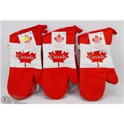 3 PAIRS OF CANADA OVEN MITTS