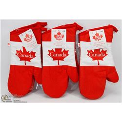 3 PAIRS OF CANADA OVEN MITTS