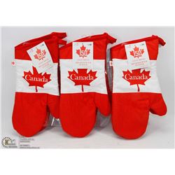 3 PAIRS OF CANADA OVEN MITTS