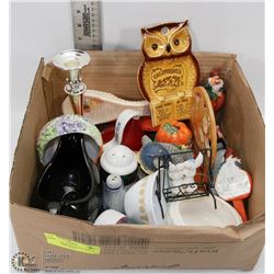 LOT OF ASSORTED COLLECTIBLES AND VINTAGE HOME