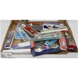 FLAT OF VINTAGE COLLECTABLE SPOONS,INC GOLD