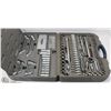 Image 1 : MASTERCRAFT MAXIMUM TOOL SET INCL SOCKETS,