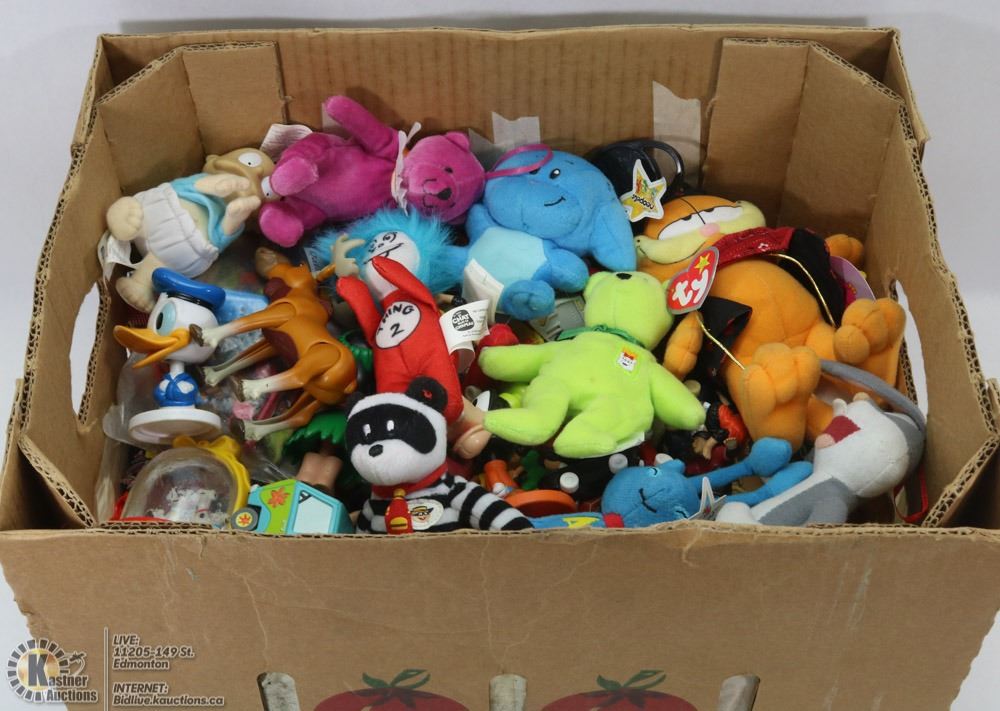 BOX FULL OF COLLECTOR DISNEY, TY & KINDER TOYS